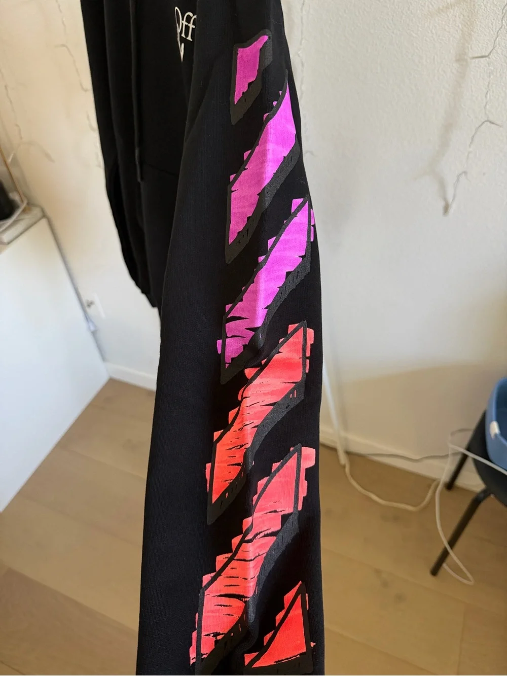 OffWhite Marker Hoodie Black / Fuschia